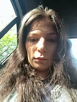 Anna Lewis online show from April 28, 6:40 am