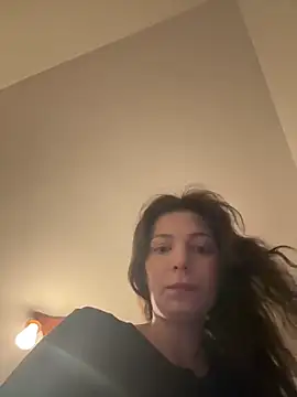 Anna Lewis online show from April 29, 6:39 am