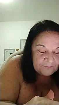 Snapshot of Yaya_Mineira chatting on July 28, 1:12 am Yaya Mineira online show from July 28, 1:12 am