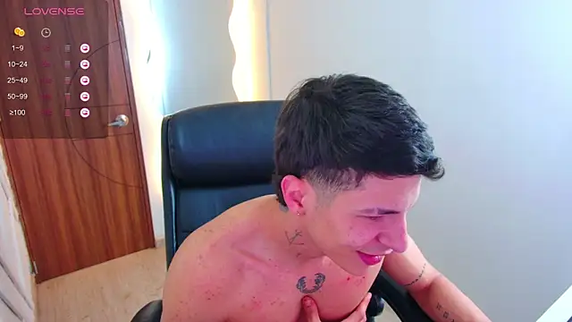 harrisoncuper online show from November 23, 11:04 pm