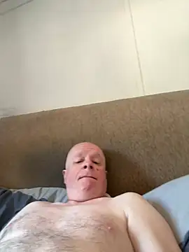 locallad88 online show from June 19, 9:46 am