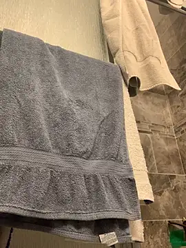 Snapshot of KcCumz19 chatting on December 21, 10:28 pm KcCumz19 online show from December 21, 10:28 pm