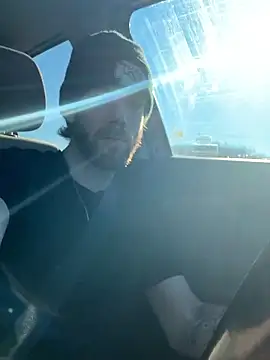 Snapshot of KcCumz19 chatting on January 10, 8:21 pm KcCumz19 online show from January 10, 8:21 pm