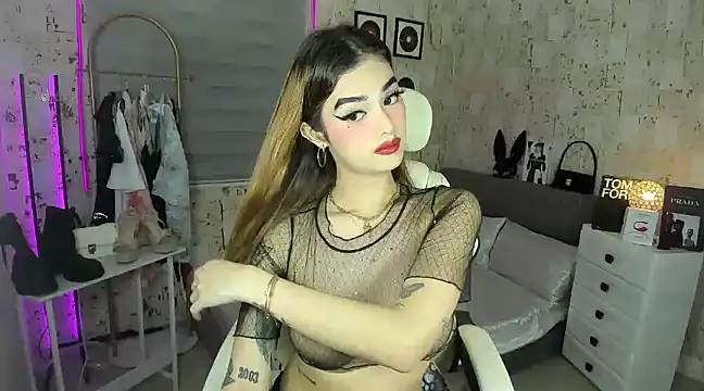 Snapshot of AlexandraMooree chatting on February 21, 4:48 pm AlexandraMooree online show from February 21, 4:48 pm