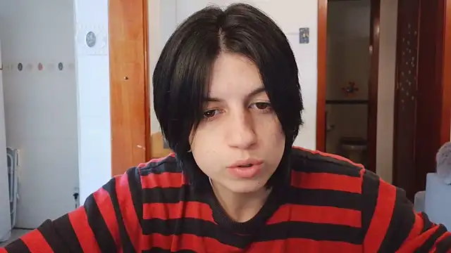 kyslrana online show from June 9, 2:39 pm