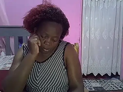 Snapshot of Ebonyceline chatting on January 12, 4:50 pm Ebonyceline online show from January 12, 4:50 pm