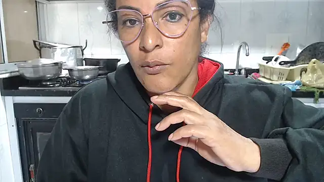 kateleyagrey online show from February 4, 8:47 pm