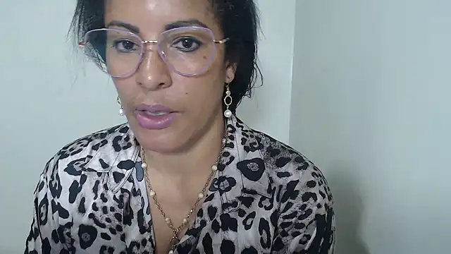Snapshot of kateleyagrey chatting on July 11, 7:27 pm kateleyagrey online show from July 11, 7:27 pm