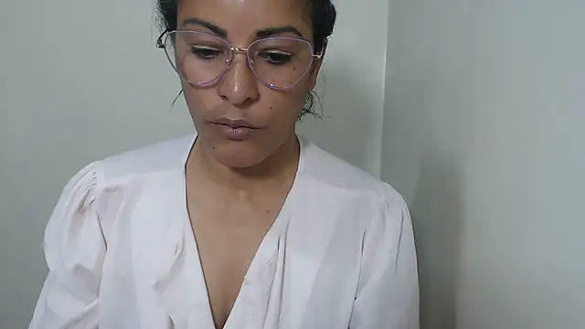 Snapshot of kateleyagrey chatting on July 15, 7:19 pm kateleyagrey online show from July 15, 7:19 pm