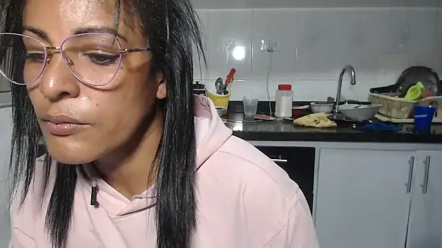 Snapshot of kateleyagrey chatting on July 17, 9:08 pm kateleyagrey online show from July 17, 9:08 pm