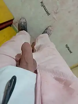 Snapshot of GeilerSchweizer chatting on January 24, 4:06 pm GeilerSchweizer online show from January 24, 4:06 pm