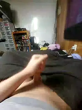 whitestroker online show from December 20, 9:00 pm