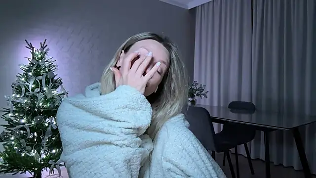 Alice Wonders online show from December 29, 10:36 pm