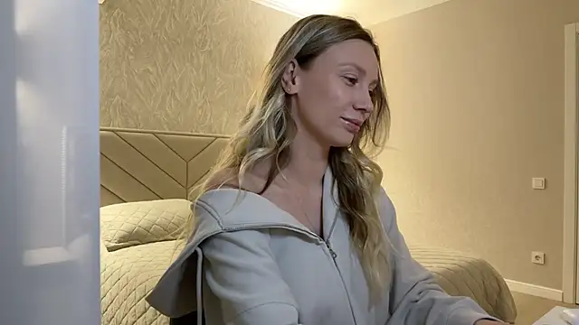 Alice Wonders online show from January 9, 7:40 pm