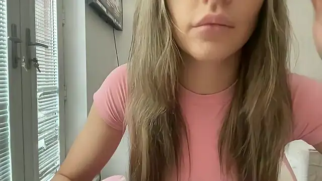 Lillymariee online show from January 31, 3:55 pm