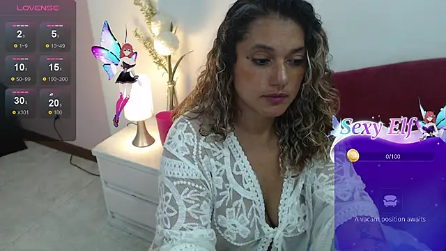 Sofii Diaz online show from December 6, 9:46 pm