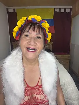 Snapshot of Savvanahh chatting on July 8, 12:20 pm Savvanahh online show from July 8, 12:20 pm