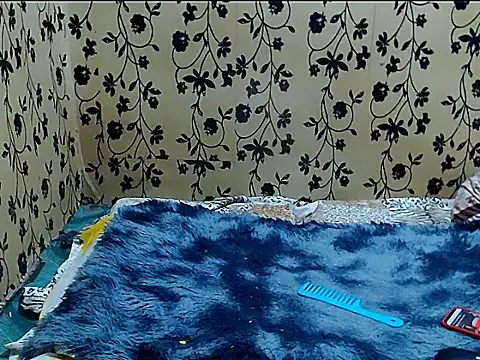 Snapshot of AsianNaughtiesMistress chatting on December 14, 3:28 pm AsianNaughtiesMistress online show from December 14, 3:28 pm