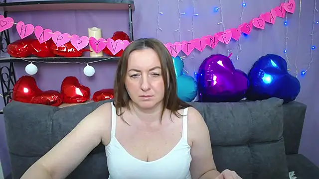 Snapshot of Abby_Taylorr chatting on February 6, 7:24 am Abby Taylorr online show from February 6, 7:24 am