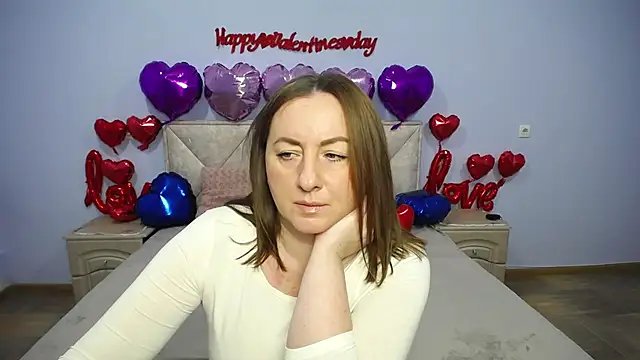 Snapshot of Abby_Taylorr chatting on February 13, 7:03 am Abby Taylorr online show from February 13, 7:03 am