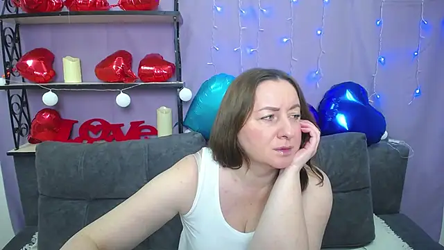 Snapshot of Abby_Taylorr chatting on February 20, 7:23 am Abby Taylorr online show from February 20, 7:23 am