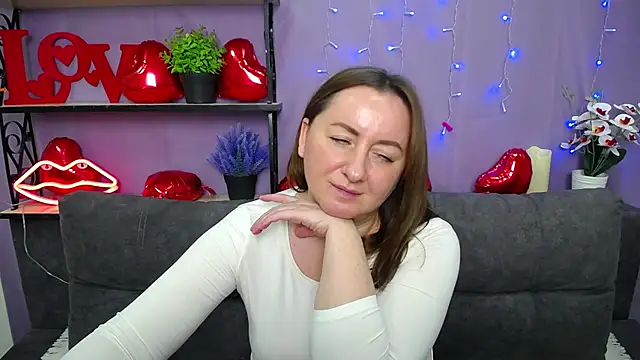 Snapshot of Abby_Taylorr chatting on March 5, 11:17 am Abby Taylorr online show from March 5, 11:17 am