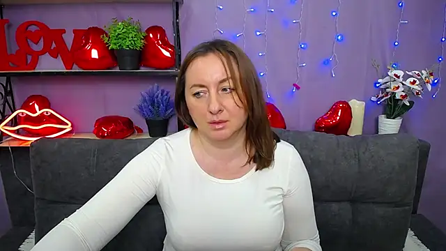 Snapshot of Abby_Taylorr chatting on March 5, 2:45 pm Abby Taylorr online show from March 5, 2:45 pm