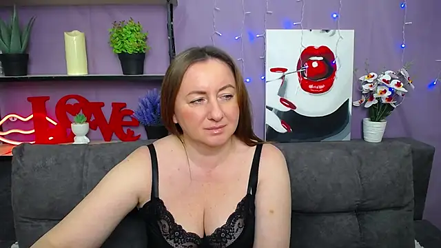 Snapshot of Abby_Taylorr chatting on March 18, 10:14 am Abby Taylorr online show from March 18, 10:14 am