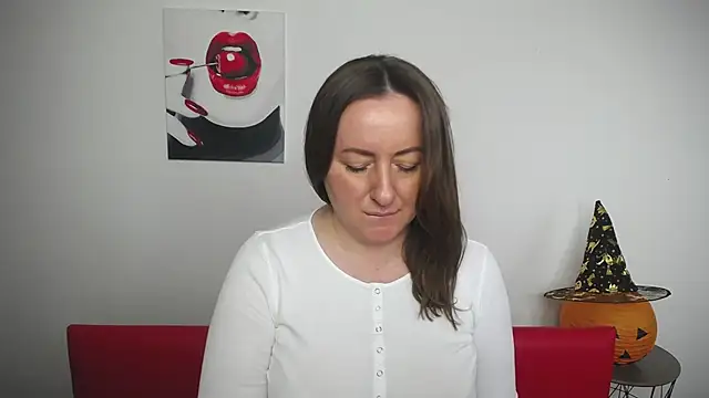 Snapshot of Abby_Taylorr chatting on October 19, 6:25 am Abby Taylorr online show from October 19, 6:25 am