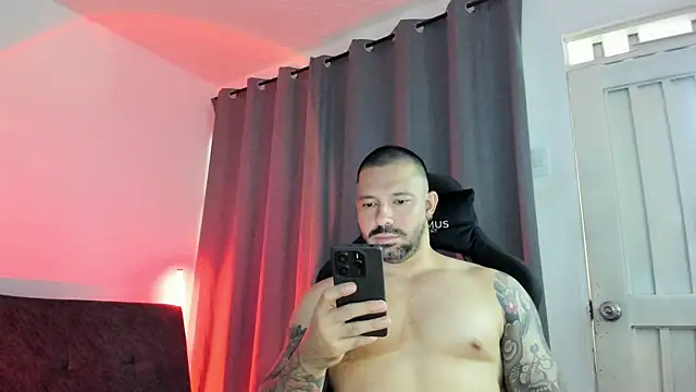 Snapshot of Pierre_Vidal chatting on July 11, 7:16 pm Pierre Vidal online show from July 11, 7:16 pm