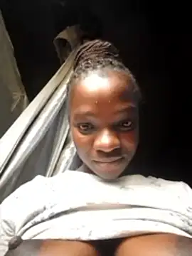 Snapshot of shape30 chatting on December 22, 5:15 am shape30 online show from December 22, 5:15 am