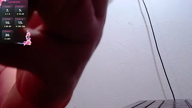 scaelettdubois online show from November 6, 12:44 am