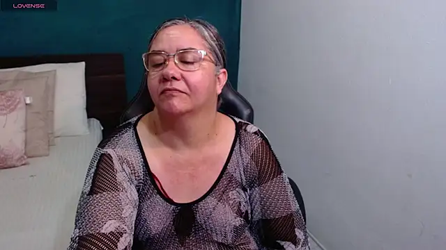 scaelettdubois online show from February 14, 3:03 am