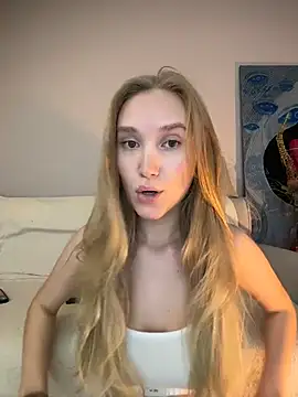 Snapshot of MariaTull chatting on October 26, 4:24 pm MariaTull online show from October 26, 4:24 pm