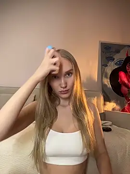 Snapshot of MariaTull chatting on November 13, 6:18 pm MariaTull online show from November 13, 6:18 pm