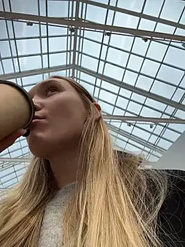 Snapshot of MariaTull chatting on November 22, 11:53 am MariaTull online show from November 22, 11:53 am