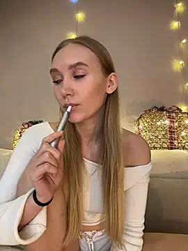 Snapshot of MariaTull chatting on December 15, 10:58 pm MariaTull online show from December 15, 10:58 pm