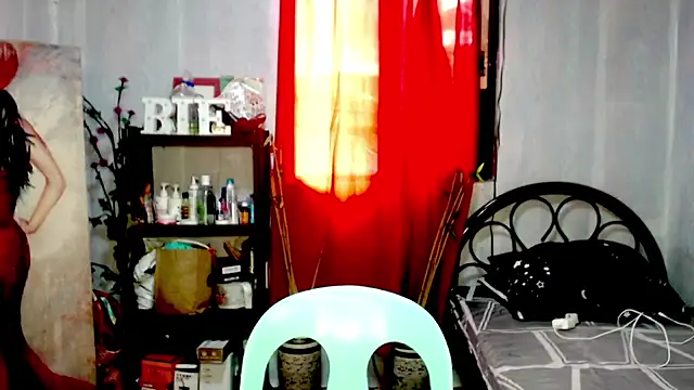 Snapshot of Bigdirtynipples chatting on February 13, 4:22 am Bigdirtynipples online show from February 13, 4:22 am