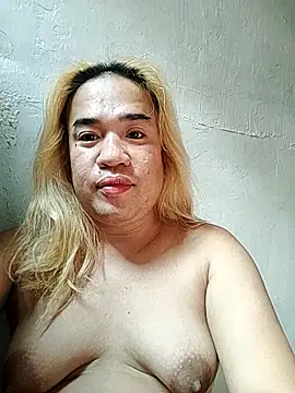 Snapshot of Bigdirtynipples chatting on November 13, 1:48 am Bigdirtynipples online show from November 13, 1:48 am