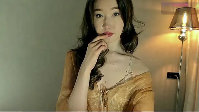  luna 022 online show from March 14, 1:38 pm