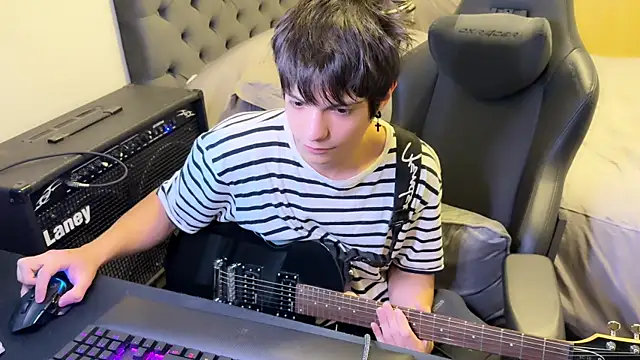 SasukeUhchiaa online show from March 8, 4:50 pm