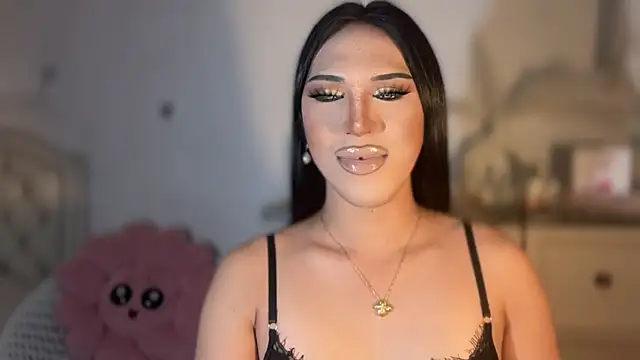 Snapshot of Ts_glamxxxx chatting on November 5, 8:47 am Ts glamxxxx online show from November 5, 8:47 am