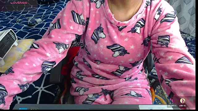 sexyrihana1 online show from December 20, 8:06 am