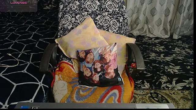 sexyrihana1 online show from March 6, 7:57 am