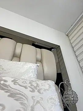 ALISSON FOXXX1 online show from November 22, 4:50 pm