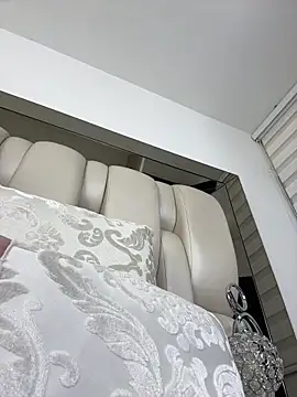 ALISSON FOXXX1 online show from February 2, 10:52 pm