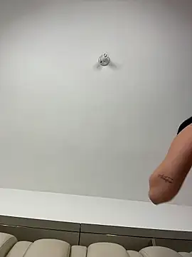 ALISSON FOXXX1 online show from February 28, 10:55 pm