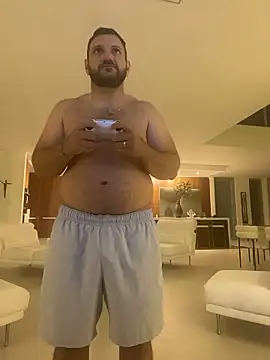 JonJ0 online show from January 8, 8:05 am