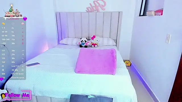 Snapshot of sheirysex_ chatting on January 3, 6:55 am sheirysex online show from January 3, 6:55 am