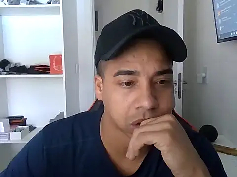 Juninho10c online show from November 19, 12:38 pm